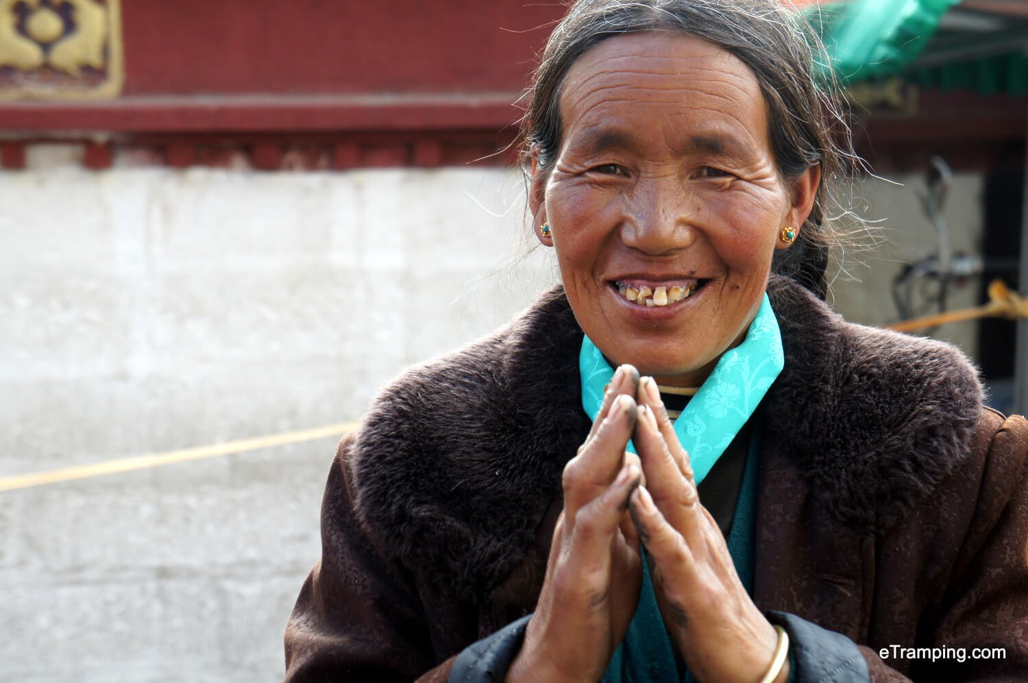 Locals praying in Tibet