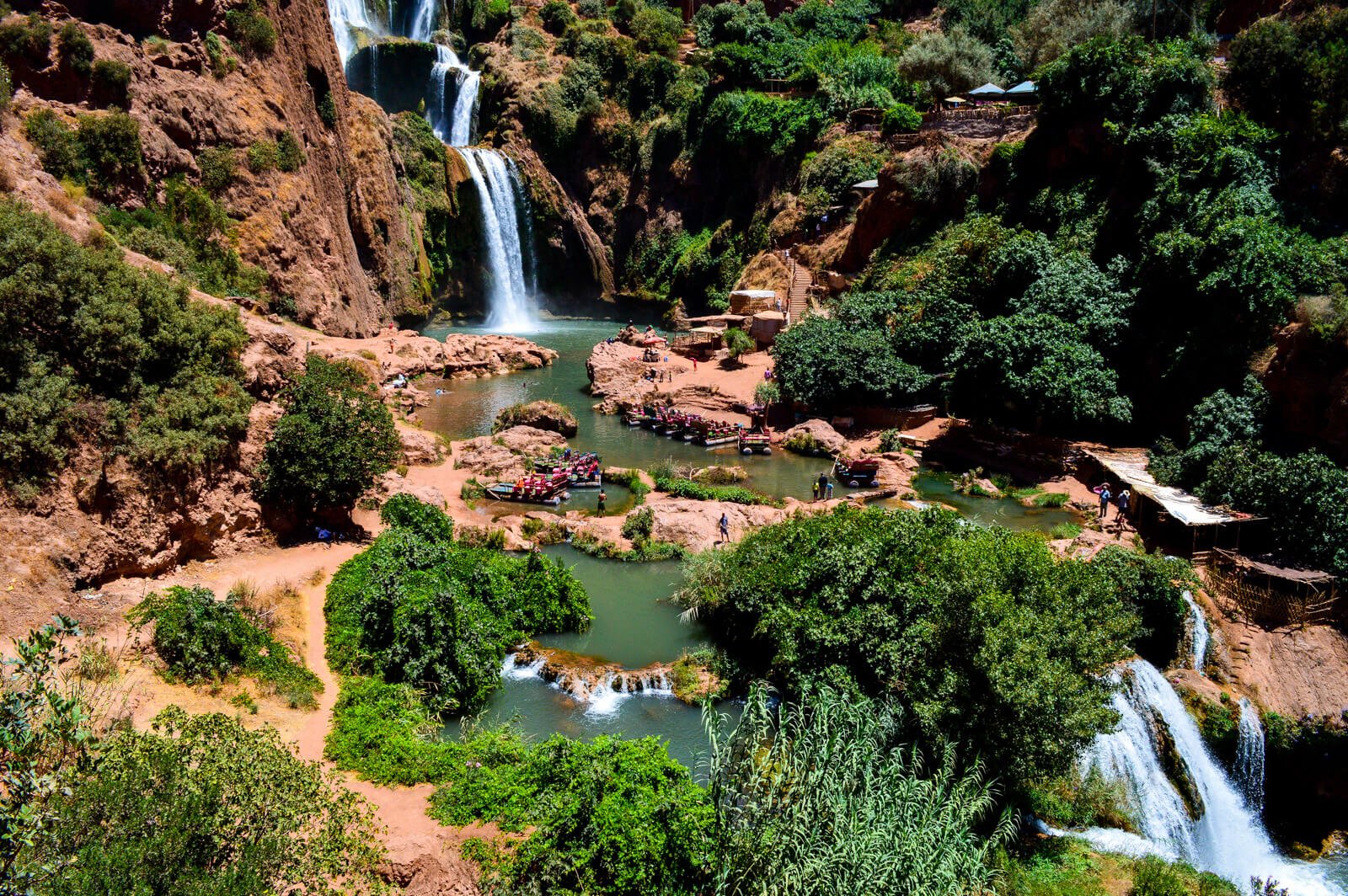 Hiking down to the Ouzoud Waterfalls