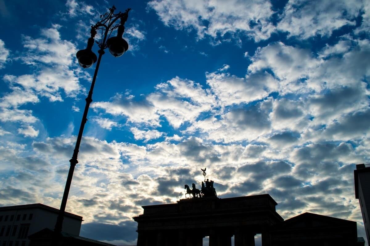 Clouds at the Bradenburg Tor