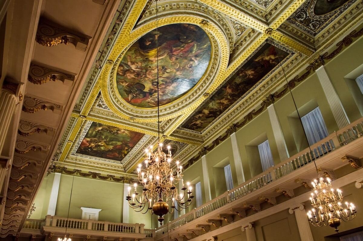 Banqueting Hall, place of royal luxury and execution