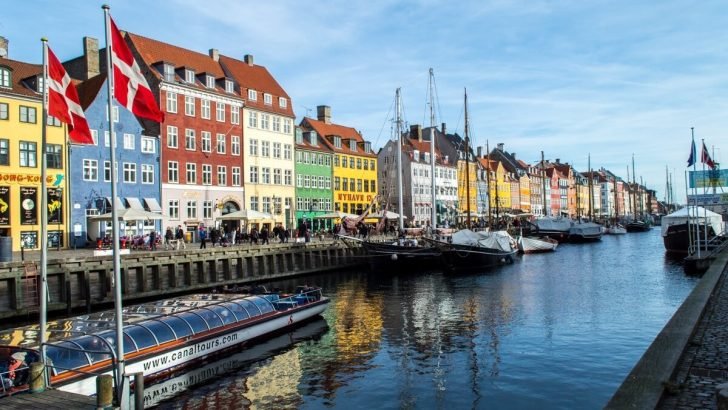 Why are the Danes the happiest persons on Earth?