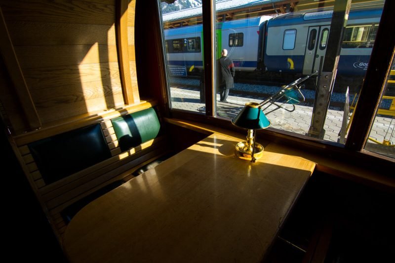 The deluxe dining car of the Golden Pass Classic