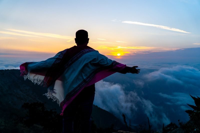 Ecotourism in the Sierra Gorda de Queretaro: Sunrise at Mirador de Cuatro Palos