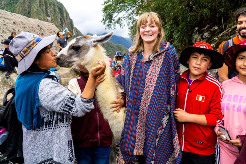 Meeting the locals of Machu Picchu