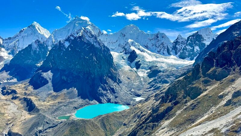 Huayhuash Circuit, Day 5 - hiking down from San Antonio Pass (2)